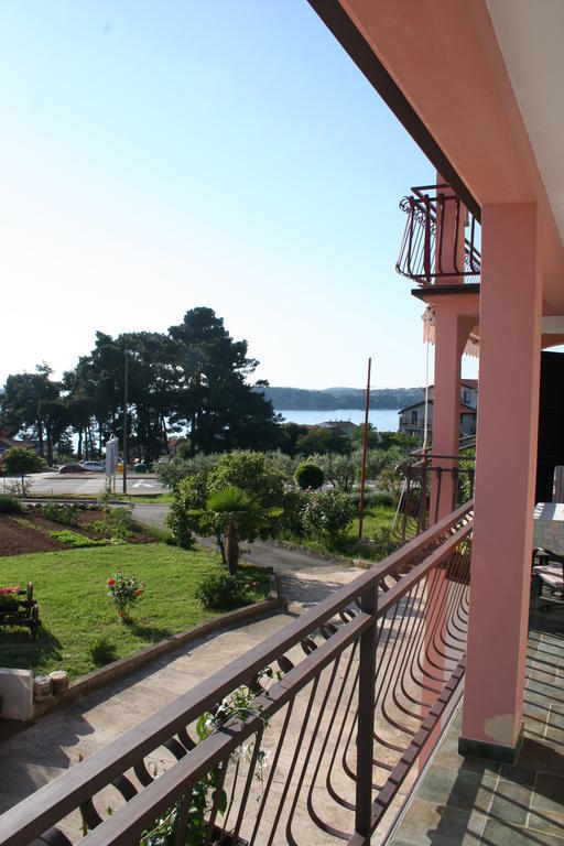 Guest House Zohil Rovinj Bagian luar foto